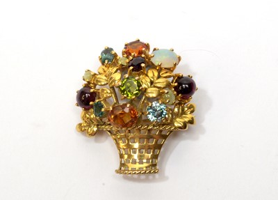 Lot 117 - A mid-20th Century Giardinetti brooch