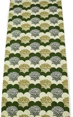 Lot 1027 - Vintage Fabric: a roll of vintage printed fabric