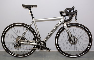 Lot 524 - A Cannondale gravel bike