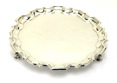 Lot 174 - A George V silver waiter