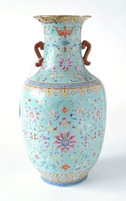 Lot 308 - Chinese vase