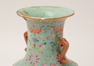 Lot 308 - Chinese vase