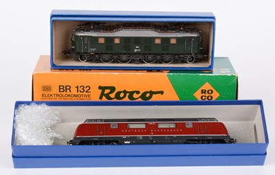 Lot 221 - Four Roco HO-gauge diesel electric locomotives