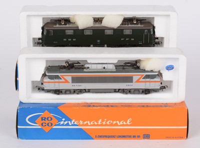 Lot 225 - Five Roco HO-gauge diesel electric locomotives
