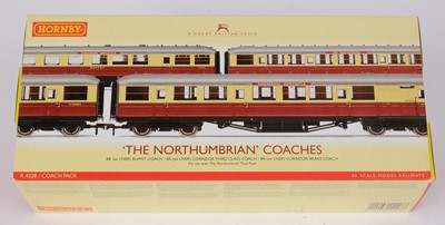 Lot 275 - Hornby 00-gauge The Northumbrian Coaches