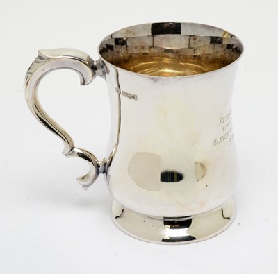 Lot 191 - A silver tankard