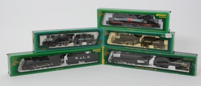 Lot 28 - Five Mehano HO-gauge locomotives.