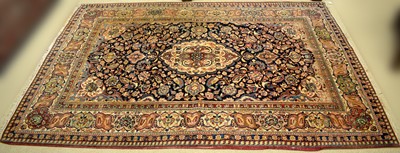 Lot 95 - An Isfahan carpet