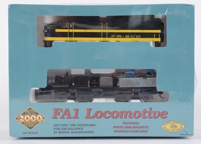 Lot 42 - Proto 2000 Series HO-gauge locomotives.