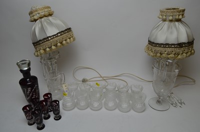 Lot 356 - A selection of crystal and glass ware