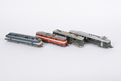 Lot 253 - HO-gauge Continental European-Outline diesel/electric locomotives.