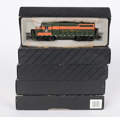 Lot 72 - HO-gauge American-Outline GP-30 diesel locomotives