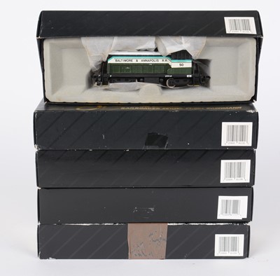 Lot 74 - HO-gauge American-Outline diesel locomotives