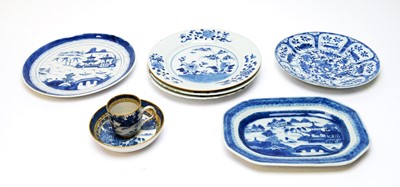 Lot 442 - Chinese export coffee cup and saucer, 6 Chinese plates