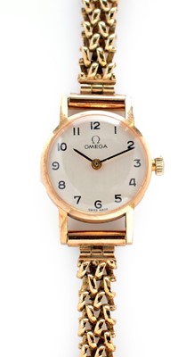 Lot 127 - A 9ct yellow gold cased cocktail watch by Omega