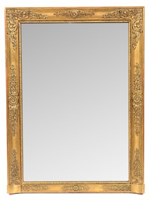 Lot 572 - Early 20th Century gilt wall mirror