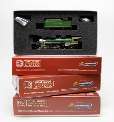 Lot 614 - Broadway Limited Paragon Series No. 2 locomotives.
