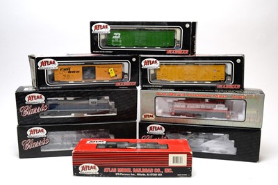 Lot 619 - Eight Atlas H0-gauge trains.