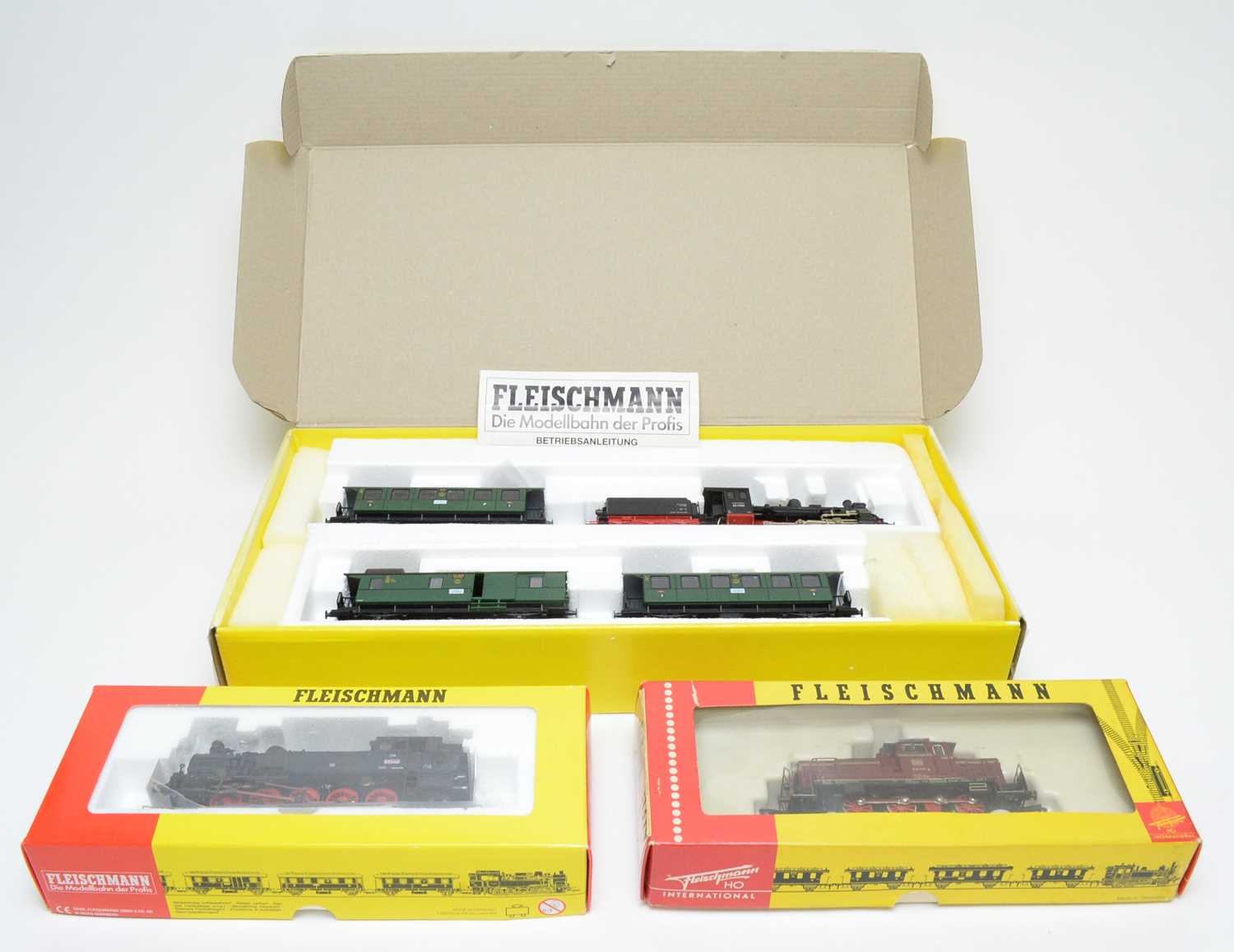 Lot 631 - Three Fleischmann HO-gauge trains.