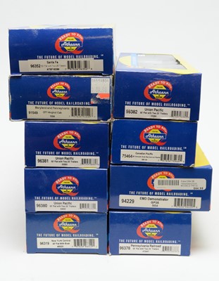 Lot 657 - Nine Athearn trains and rolling stock.