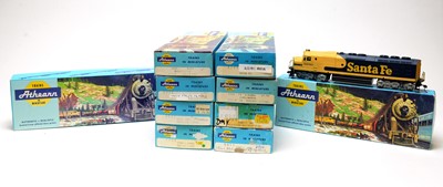 Lot 660 - Ten boxed Athearn HO-gauge locomotives.