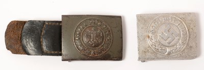 Lot 1174 - WWII German Polizei belt buckle and 1941 steel Heer combat belt buckle