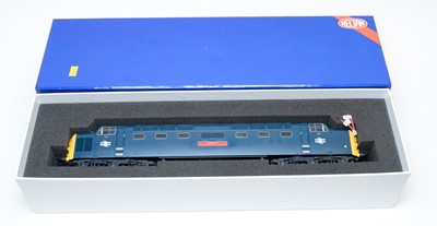 Lot 780 - A boxed 0-gauge Haljan train.