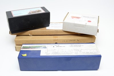 Lot 785 - Boxed model train kits.