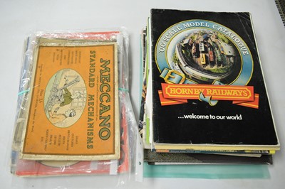 Lot 788 - Railwayana ephemera.