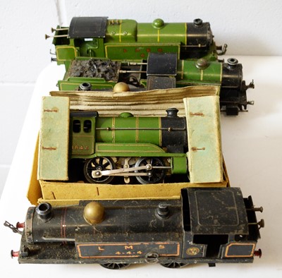Lot 886 - Unboxed 0-gauge locomotives.