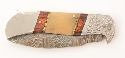 Lot 1087 - 20th Century folding pocket knife