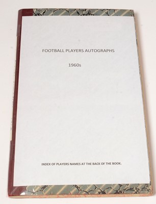 Lot 1250 - Football players autographs from the 1960s