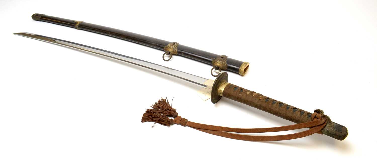 Lot 1194 - Early 20th Century Japanese sword