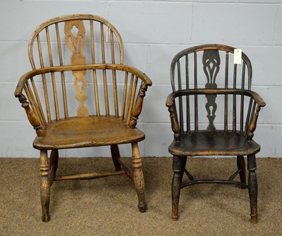 Lot 48 - Windsor chair; and a child's Windsor chair.