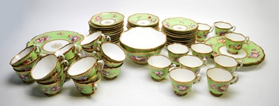 Lot 334 - A Chamberlain and Co Worcester Tea service