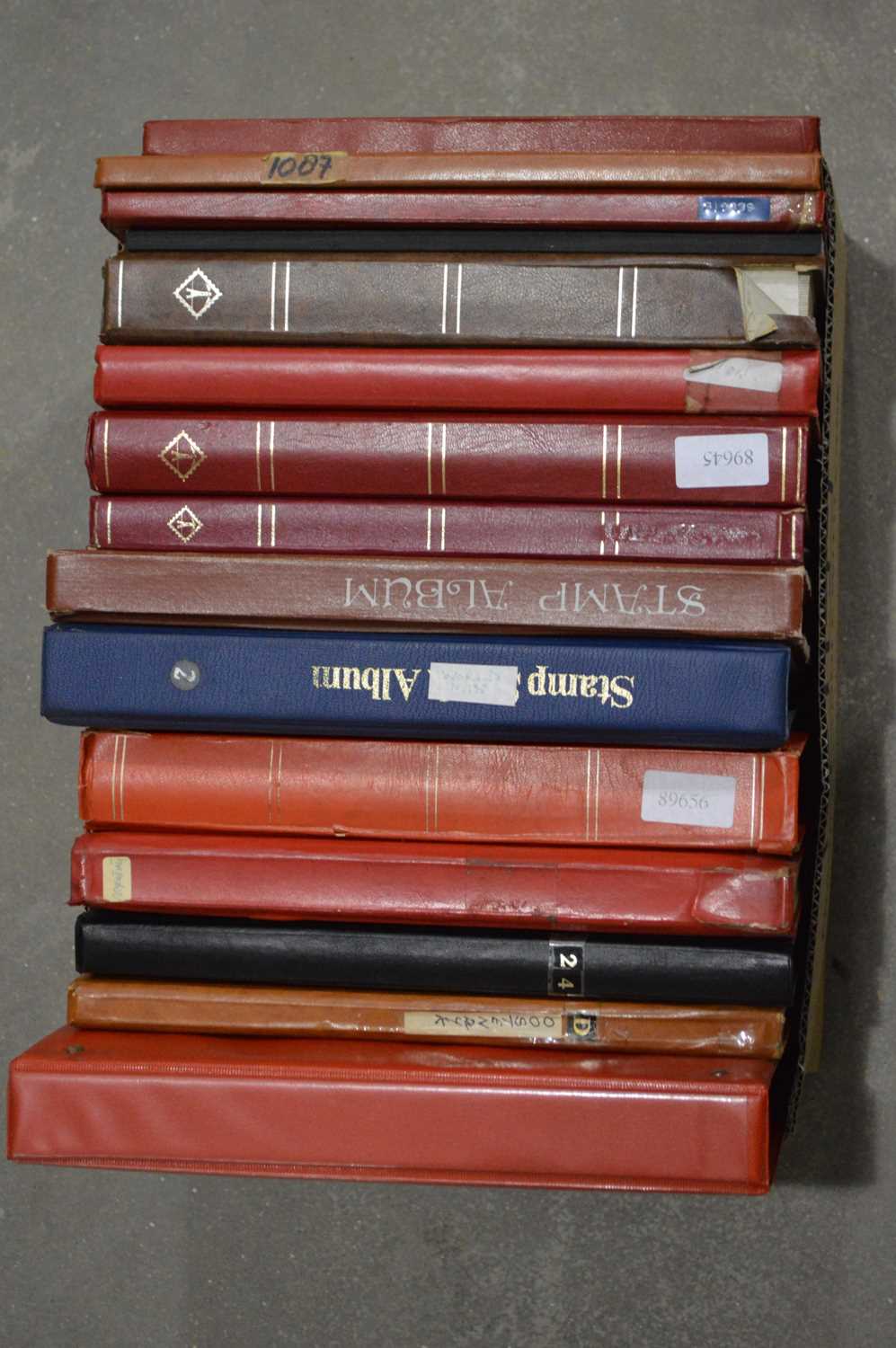 Lot 65 - World stamp stock books