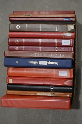 Lot 65 - World stamp stock books