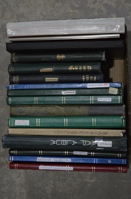 Lot 68 - World stamp stock books