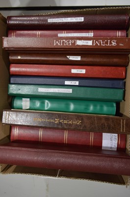Lot 70 - World stamp albums