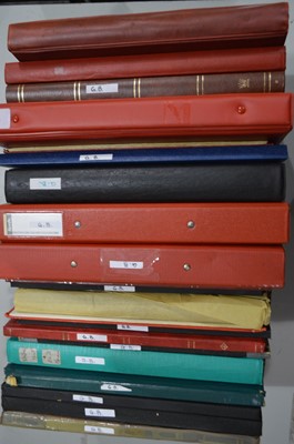 Lot 74 - Large quantity of Great British stamps