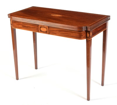 Lot 525 - A George III inlaid mahogany gateleg card table