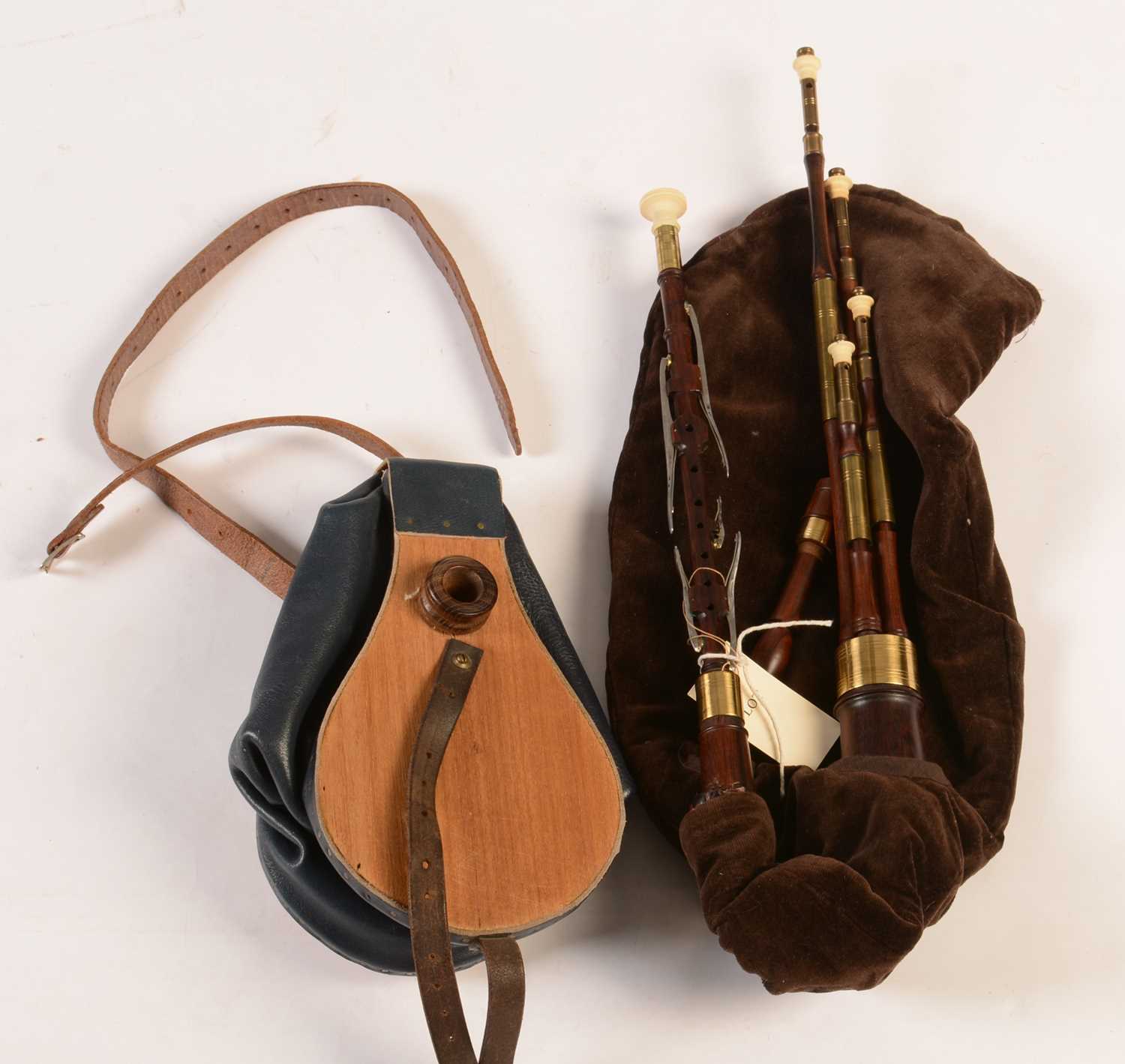 Lot 265 - Set of Northumbrian Small pipes