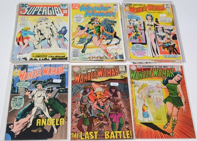 Lot 948 - DC Comics.