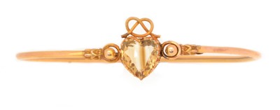 Lot 132 - An early 20th Century citrine set bangle