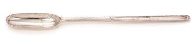 Lot 173 - A Queen Anne silver marrow scoop