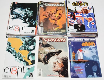 Lot 1216 - Comics by Dark Horse.