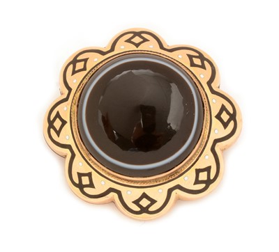 Lot 99 - A 19th Century mourning brooch/pendant