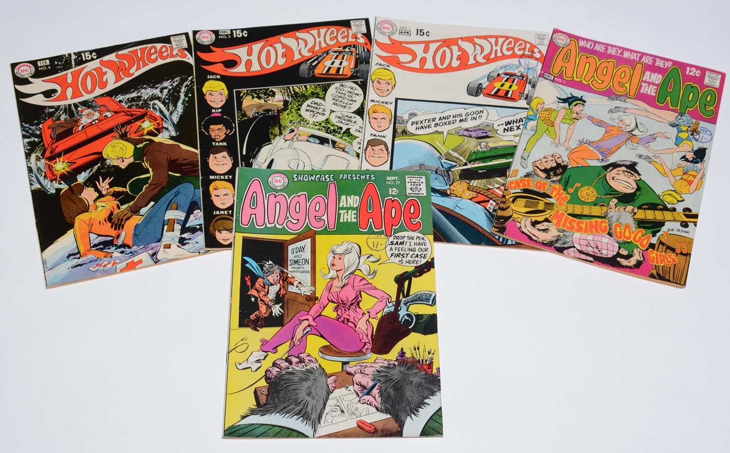 Lot 124 - DC Comics