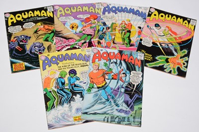 Lot 253 - DC Comics