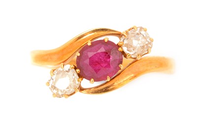 Lot 96 - An Edwardian ruby and diamond ring